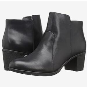 Easy Spirit Black Leather Ankle Boots Booties Comfortable Shoes Black Size 6W